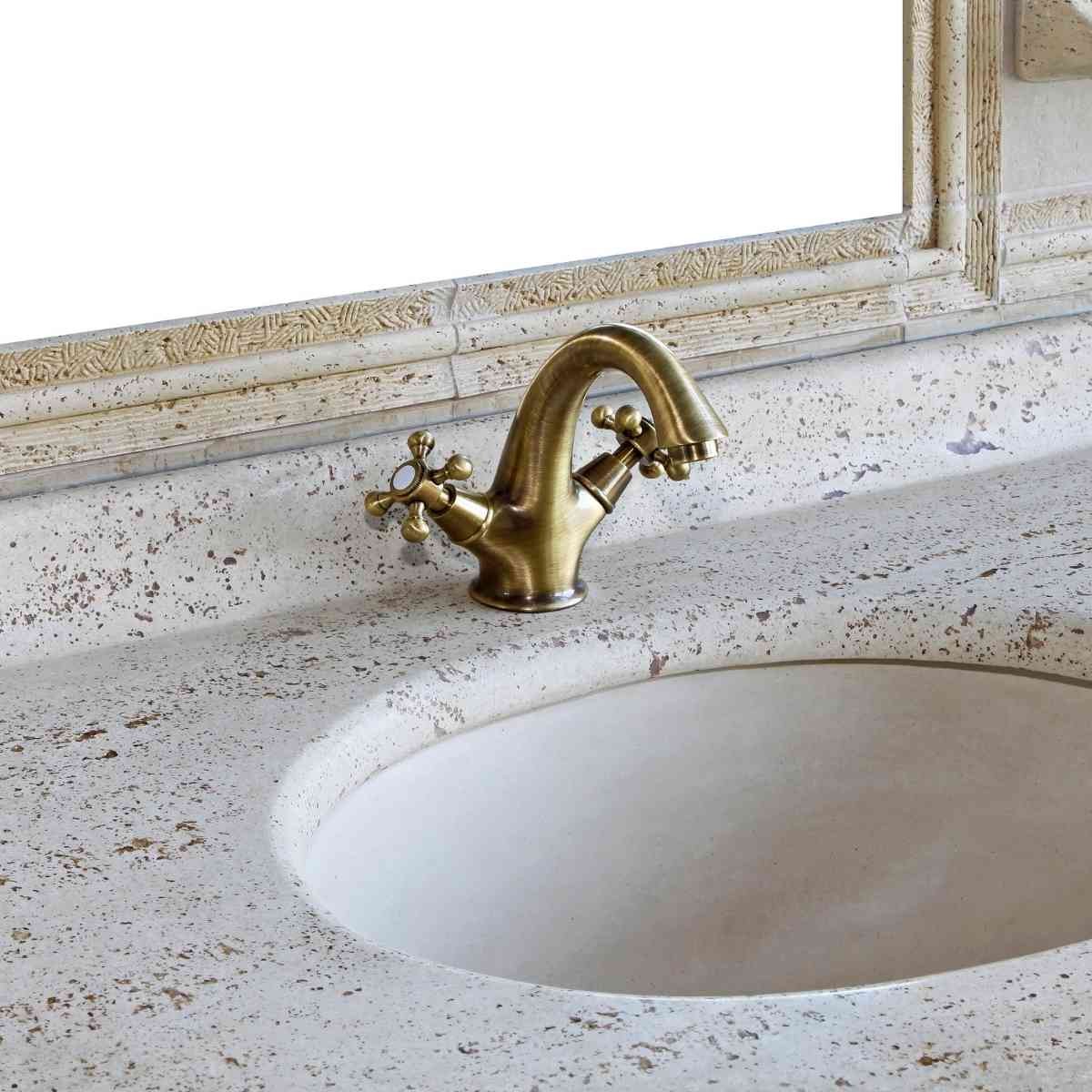 Nettoyer un évier en marbre